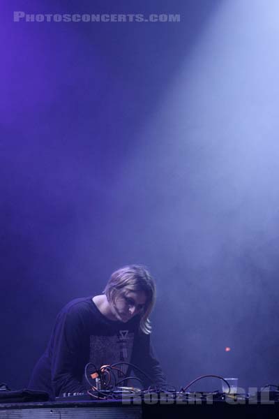 ZIUR - 2015-12-17 - PARIS - La Cigale - 